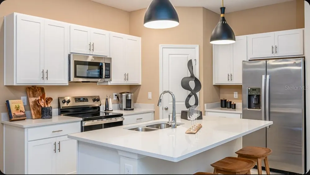 703 PERTH DRIVE #703 Mount Dora, FL 32757