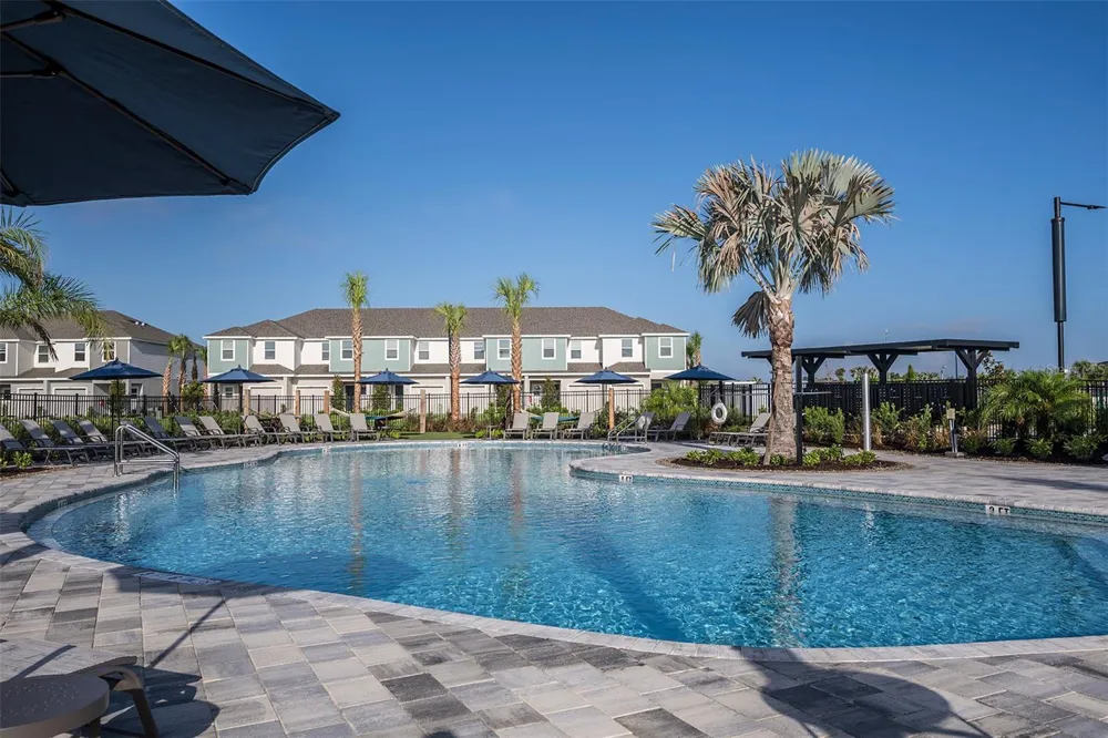 703 PERTH DRIVE #703 Mount Dora, FL 32757