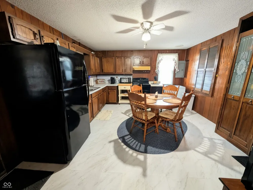 5599 State Road 9 Hope, IN 47246