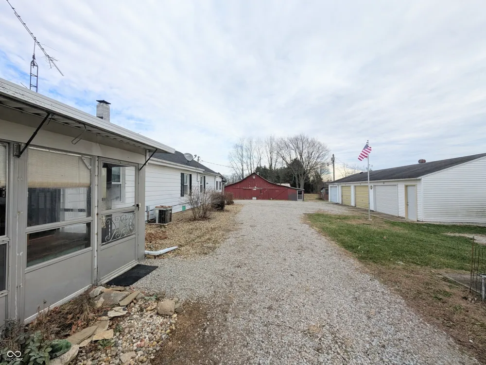 5599 State Road 9 Hope, IN 47246