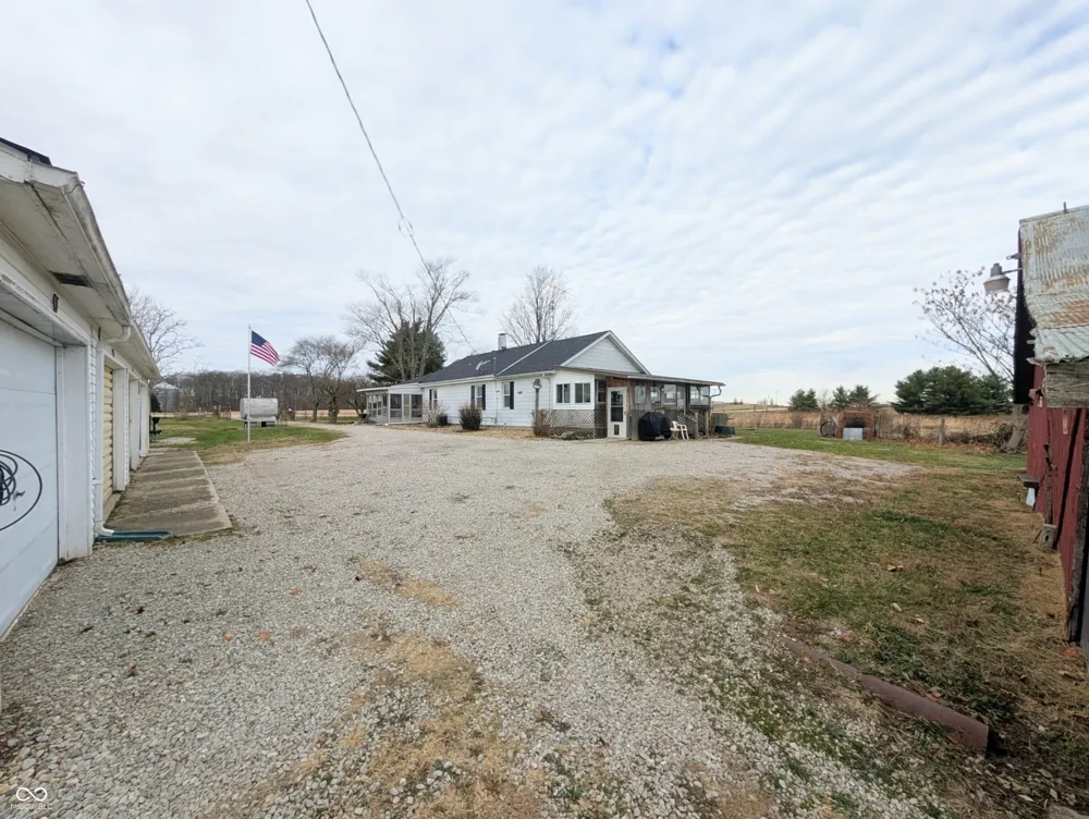 5599 State Road 9 Hope, IN 47246