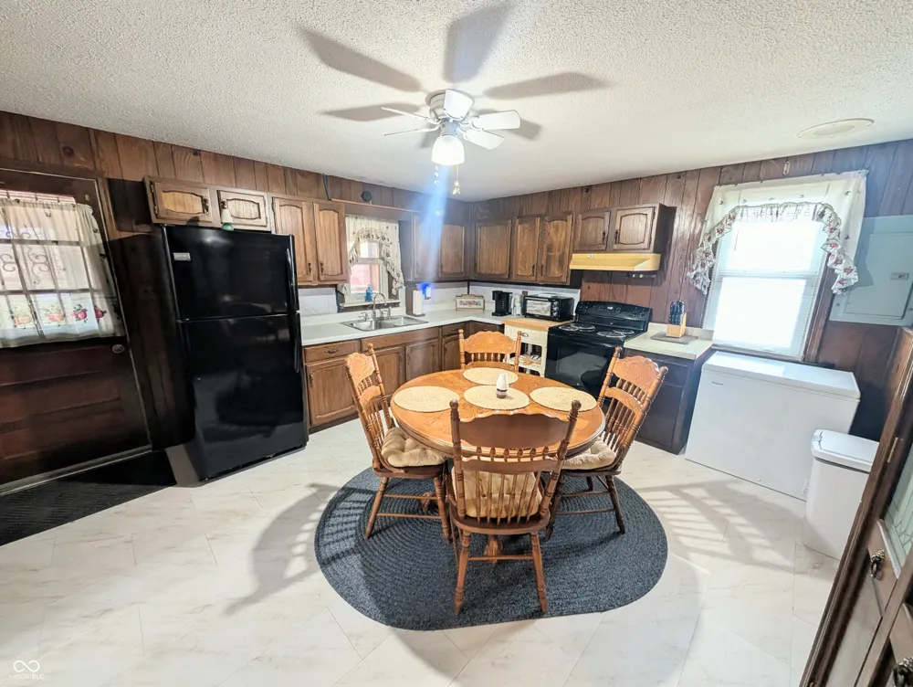 5599 State Road 9 Hope, IN 47246