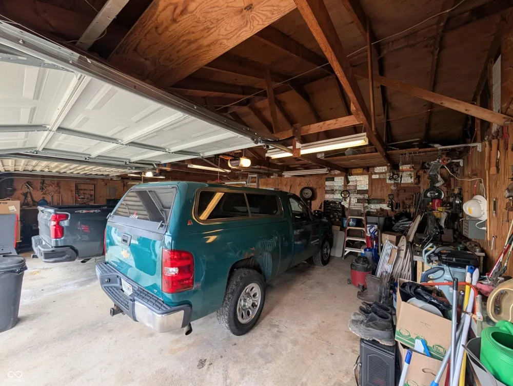 5599 State Road 9 Hope, IN 47246