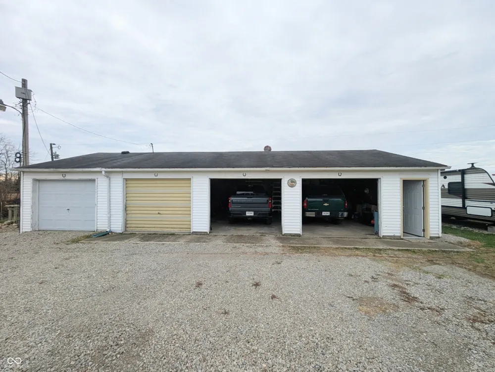 5599 State Road 9 Hope, IN 47246