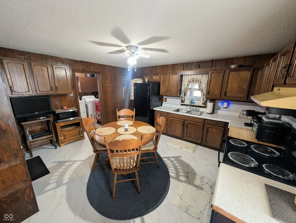 5599 State Road 9 Hope, IN 47246