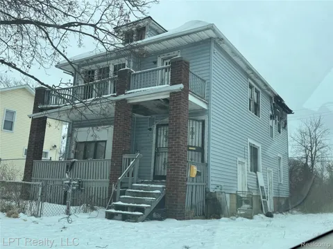379 Florence