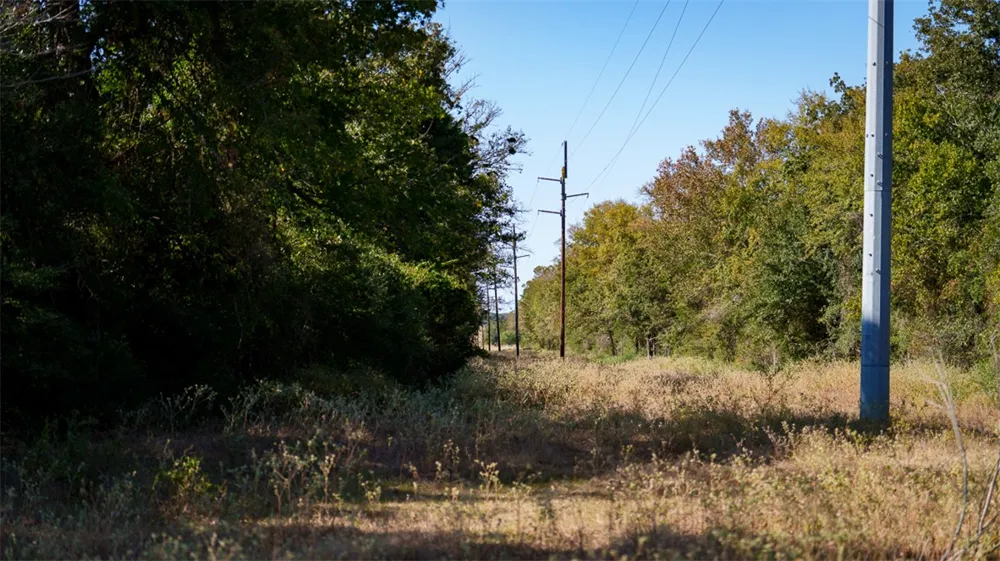 10 Providence Rd Road Calvert, TX 77837