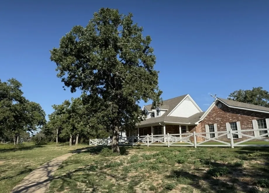 1705 County Road 122 Hico, TX 76457