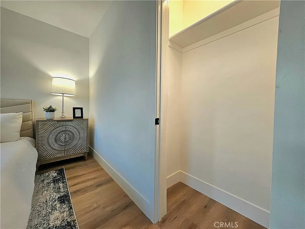 3104 W 43rd Place Los Angeles, CA 90008