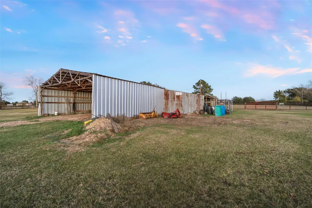 19989 Meadow Bend Road Waller, TX 77484