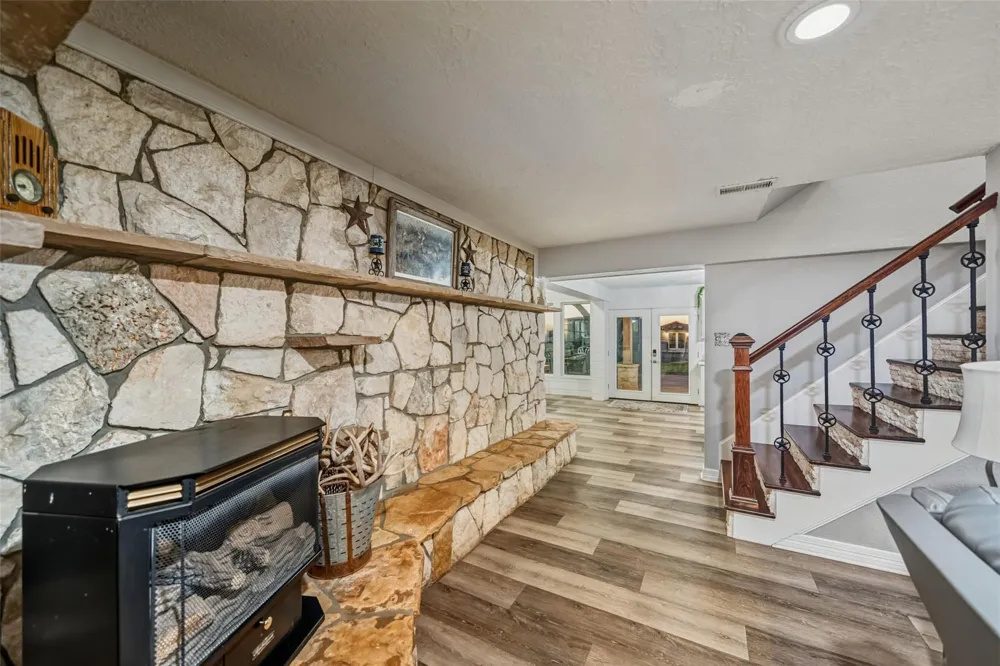 19989 Meadow Bend Road Waller, TX 77484