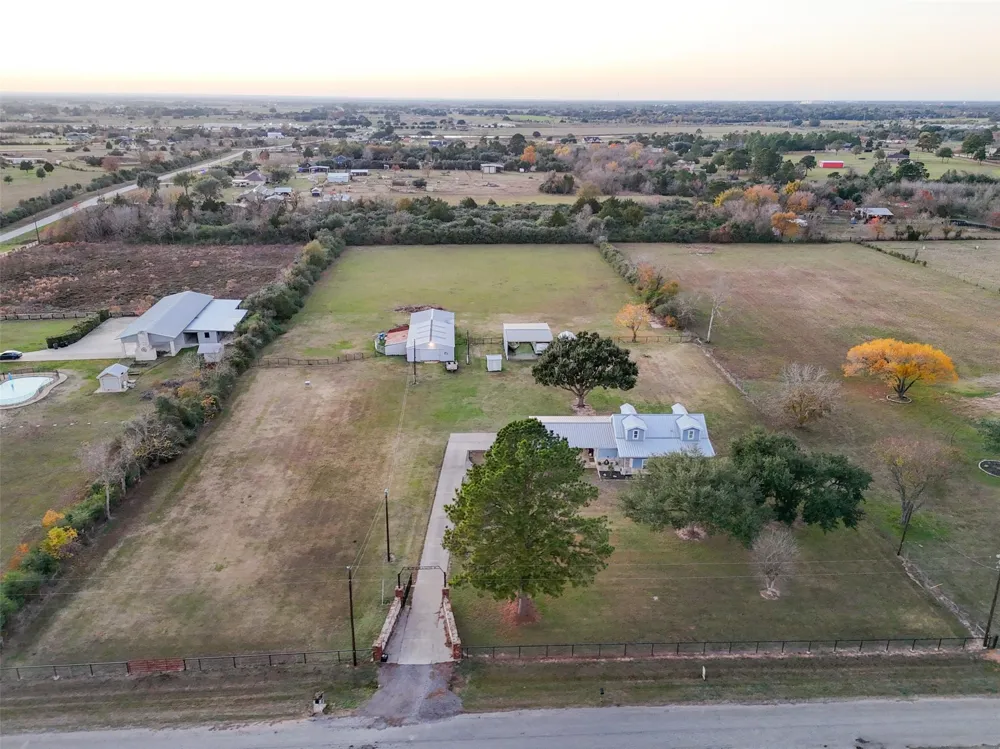 19989 Meadow Bend Road Waller, TX 77484
