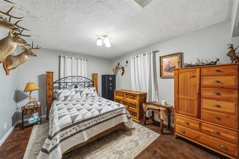 19989 Meadow Bend Road Waller, TX 77484