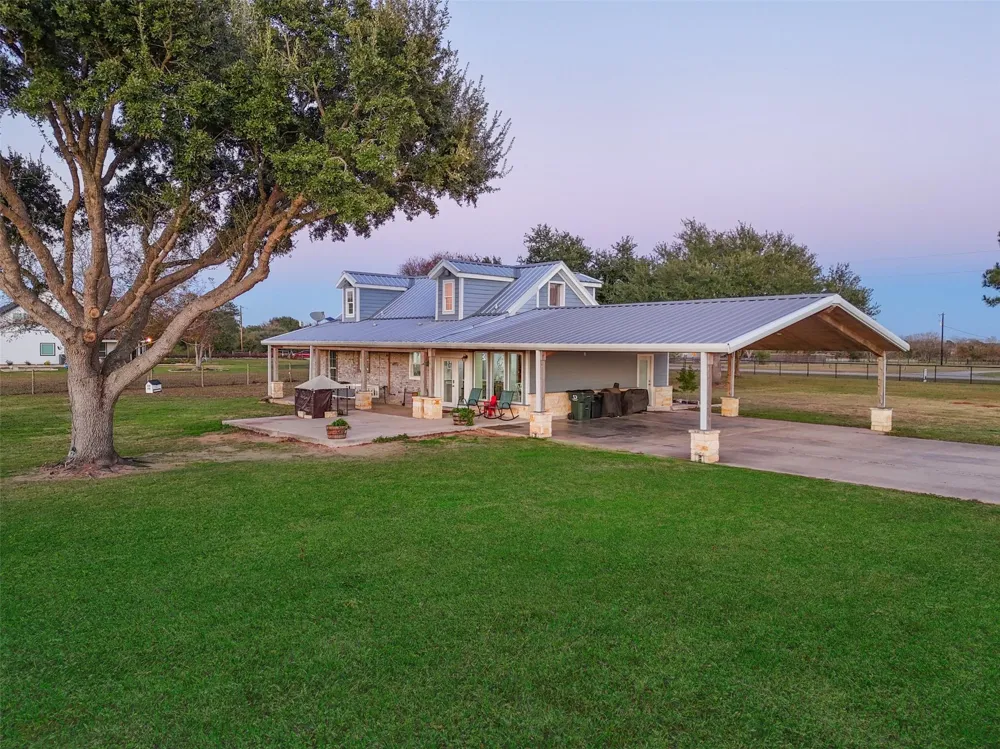 19989 Meadow Bend Road Waller, TX 77484