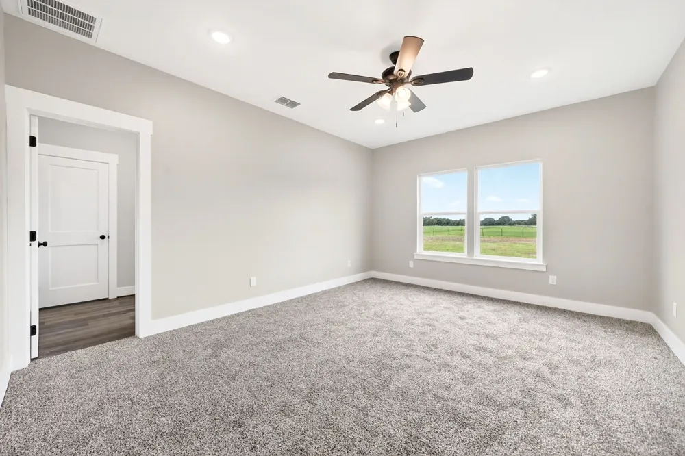 697 VZ CR 3717 Edgewood, TX 75117