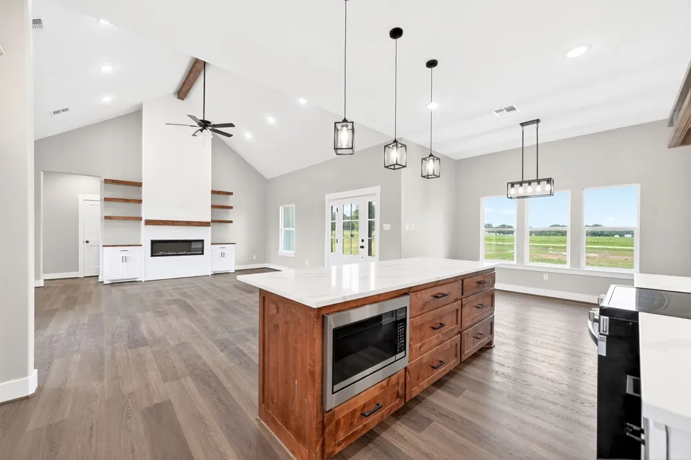 697 VZ CR 3717 Edgewood, TX 75117