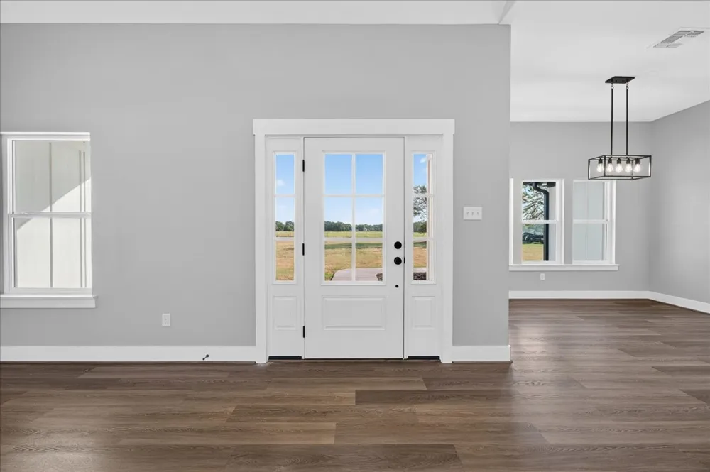 697 VZ CR 3717 Edgewood, TX 75117
