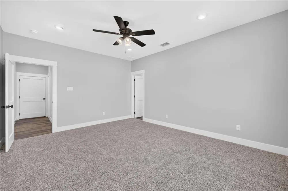 697 VZ CR 3717 Edgewood, TX 75117