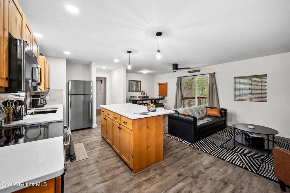 43143 Riverview Drive #9 Kingston, ID 83839