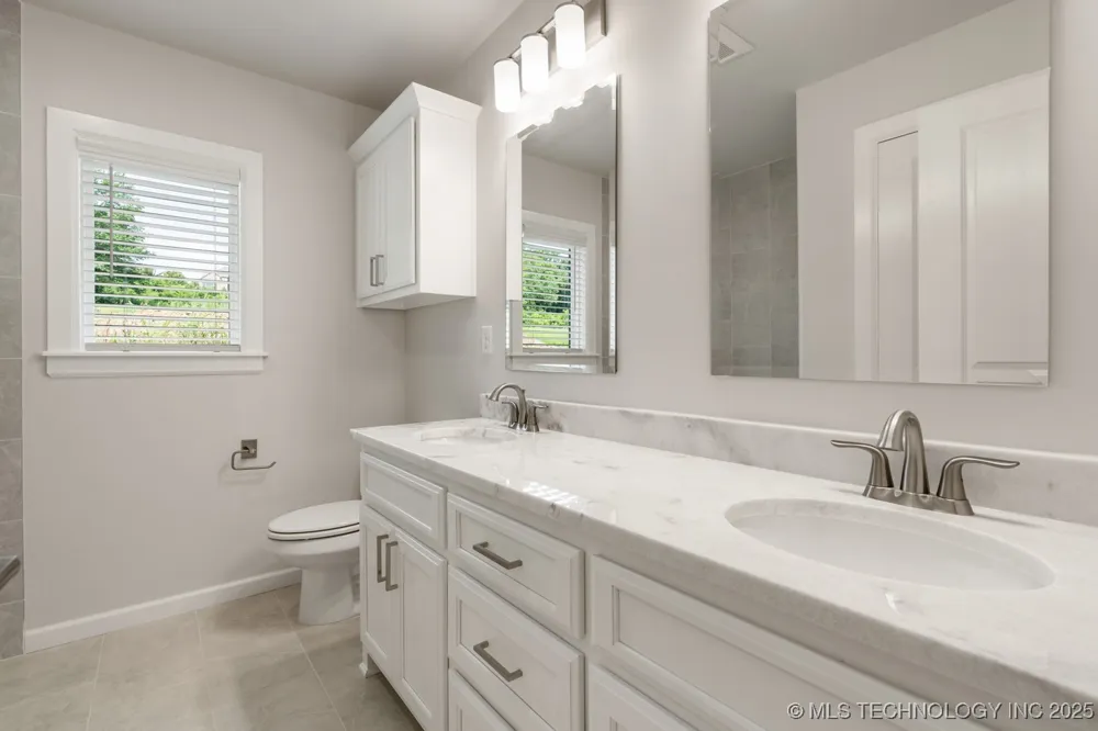 1605 Pinecrest Drive Claremore, OK 74017