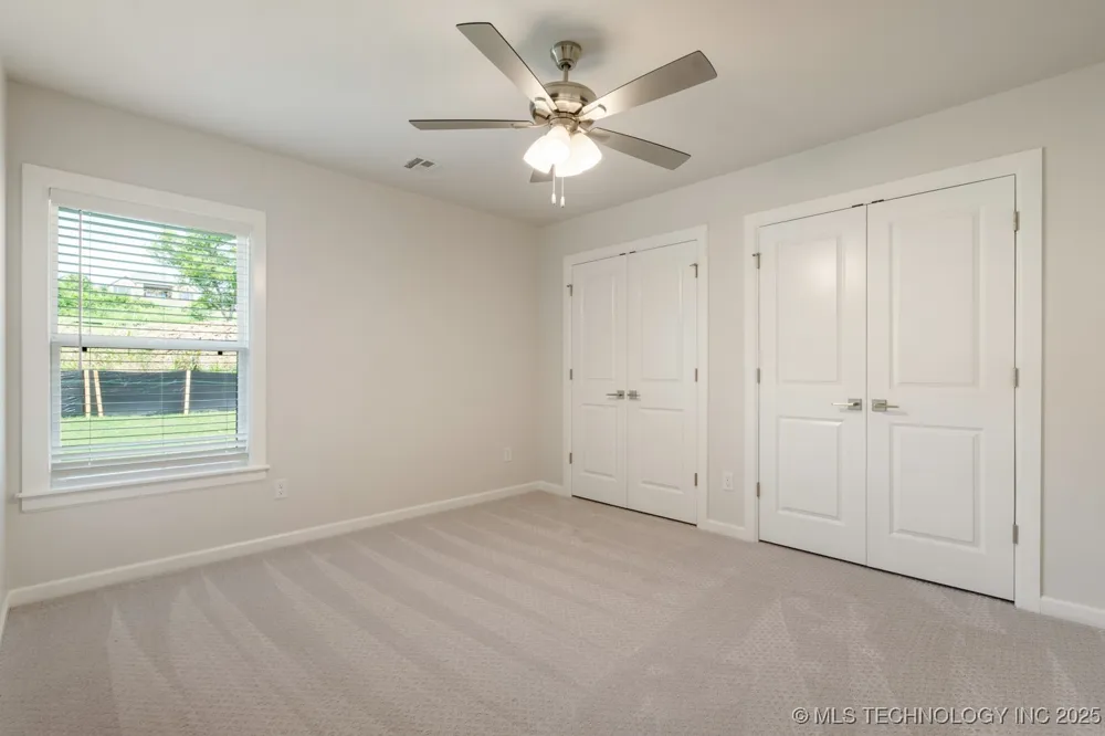 1605 Pinecrest Drive Claremore, OK 74017