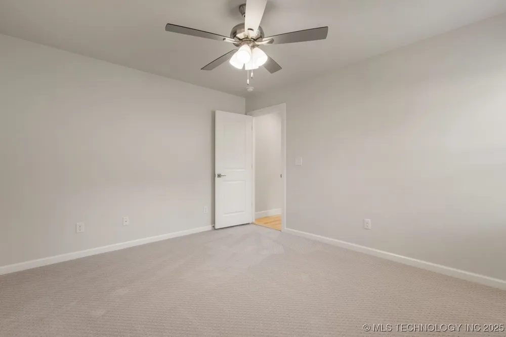 1605 Pinecrest Drive Claremore, OK 74017