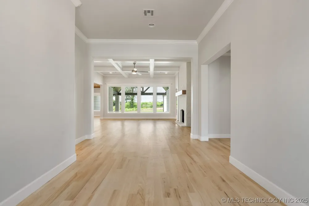1605 Pinecrest Drive Claremore, OK 74017