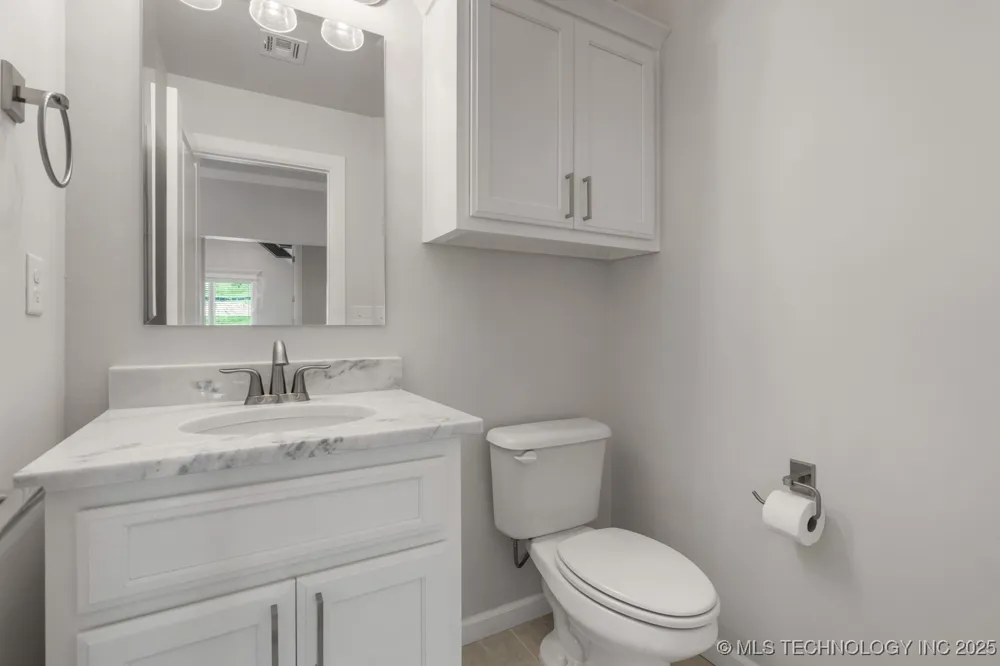 1605 Pinecrest Drive Claremore, OK 74017