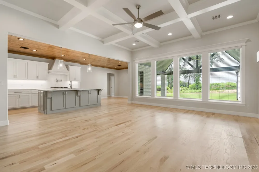 1605 Pinecrest Drive Claremore, OK 74017