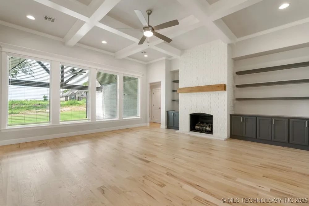 1605 Pinecrest Drive Claremore, OK 74017