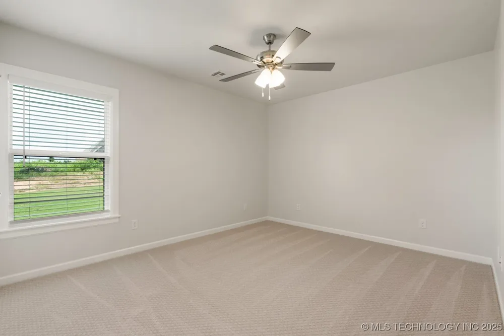 1605 Pinecrest Drive Claremore, OK 74017