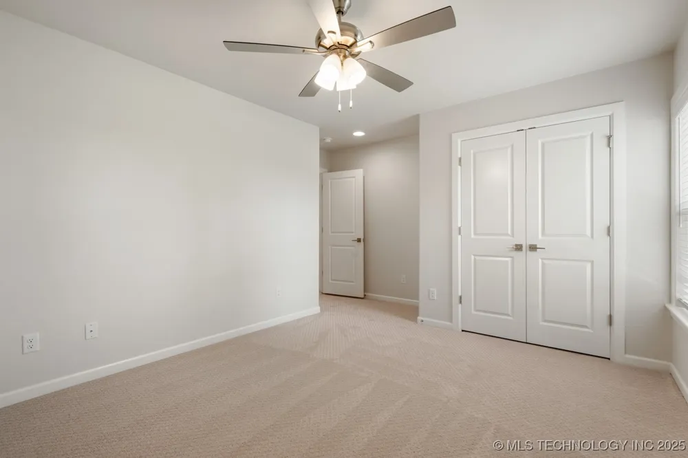 1605 Pinecrest Drive Claremore, OK 74017