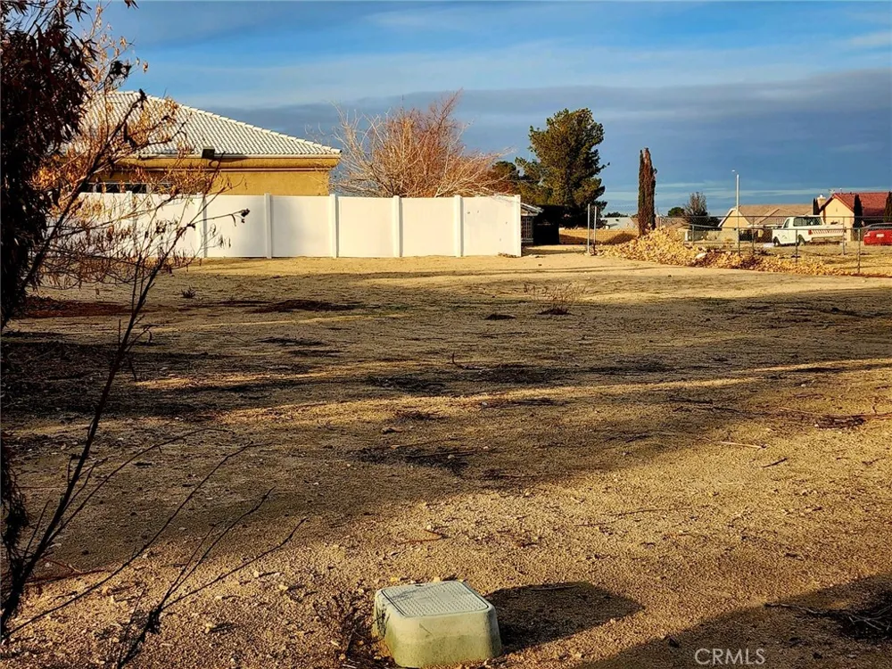 14762 Hartford Helendale, CA 92342