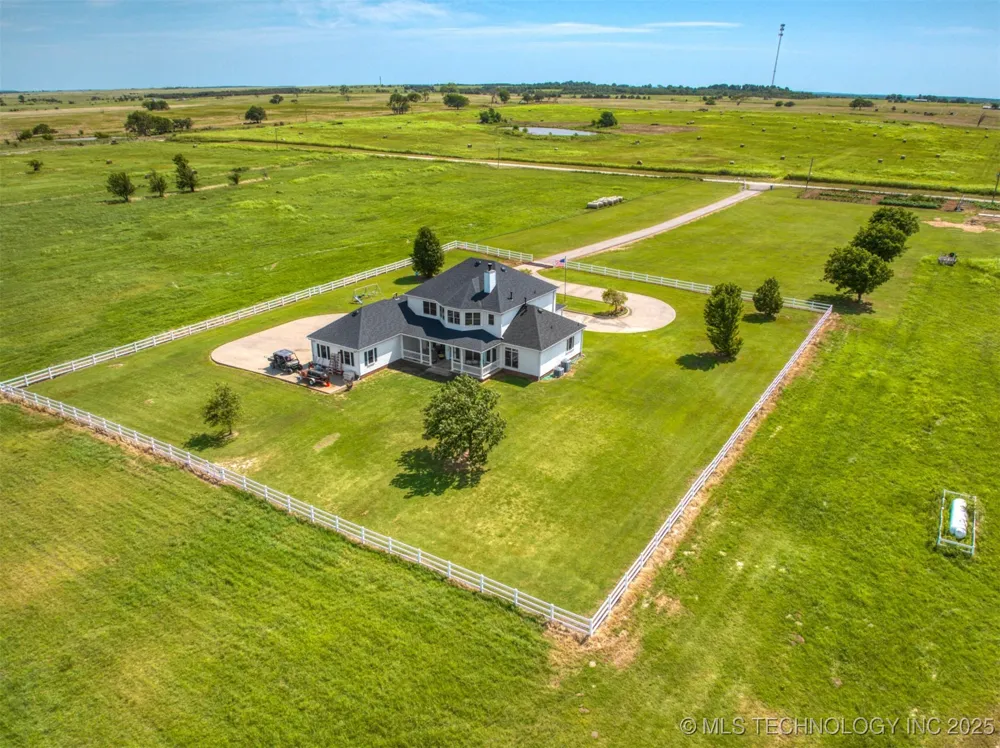 3461 3735 Holdenville, OK 74848