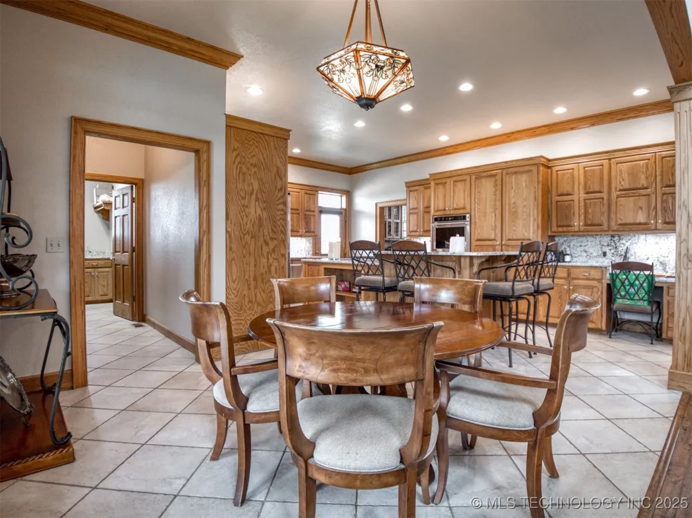 3461 3735 Holdenville, OK 74848