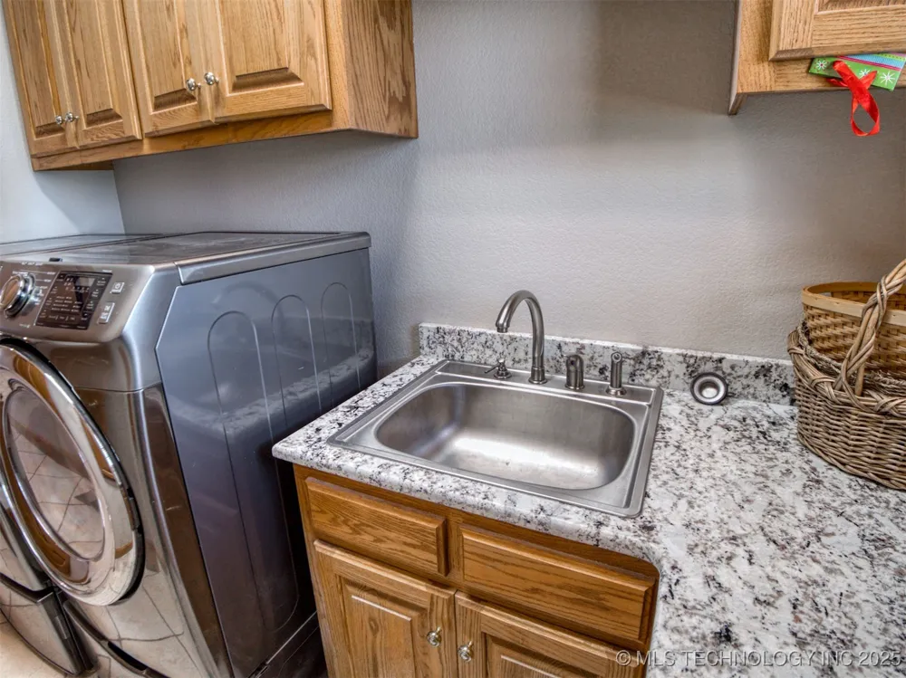 3461 3735 Holdenville, OK 74848