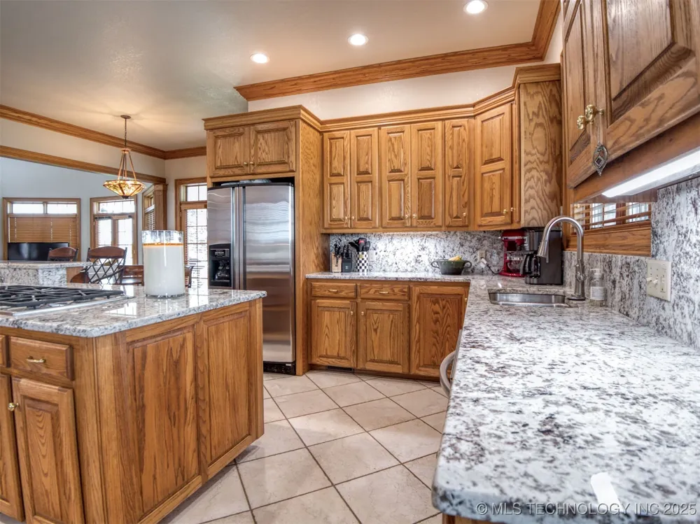 3461 3735 Holdenville, OK 74848
