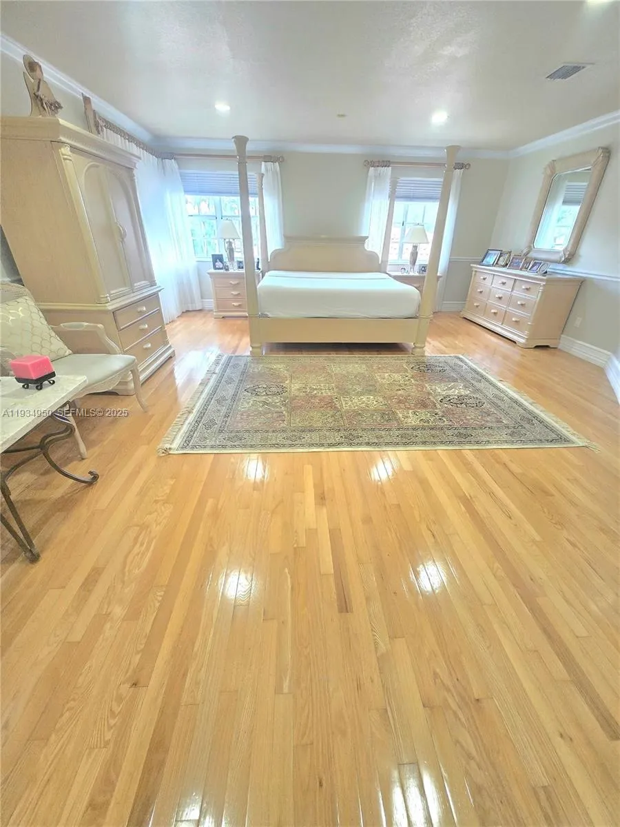 16422 NW 83rd Pl Miami Lakes, FL 33016