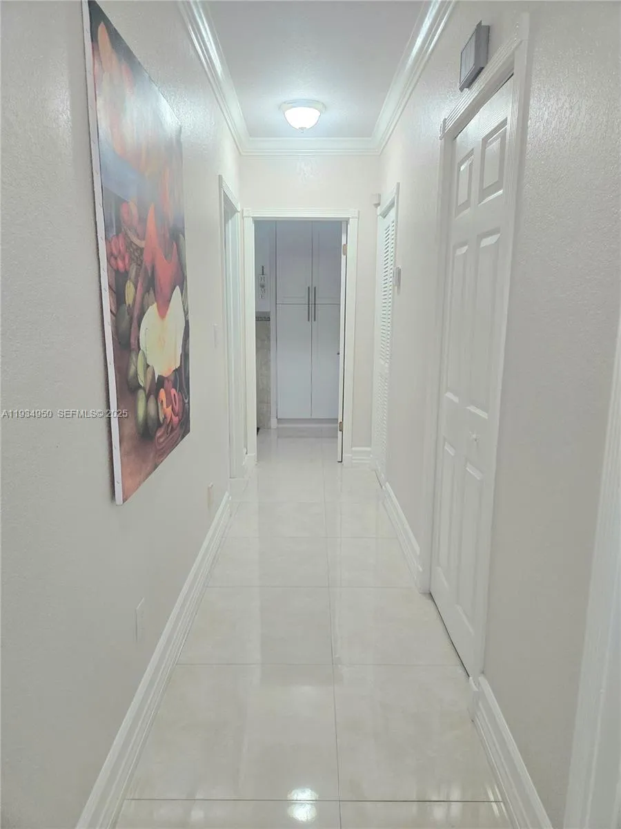 16422 NW 83rd Pl Miami Lakes, FL 33016