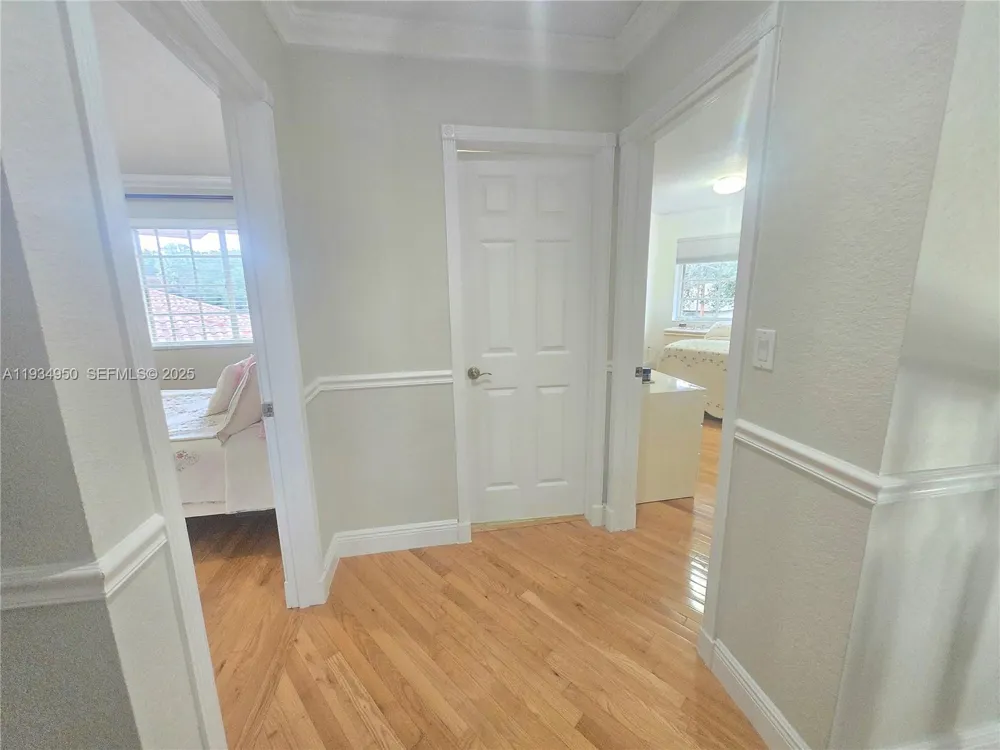 16422 NW 83rd Pl Miami Lakes, FL 33016