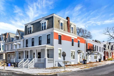 31 S 18TH STREET