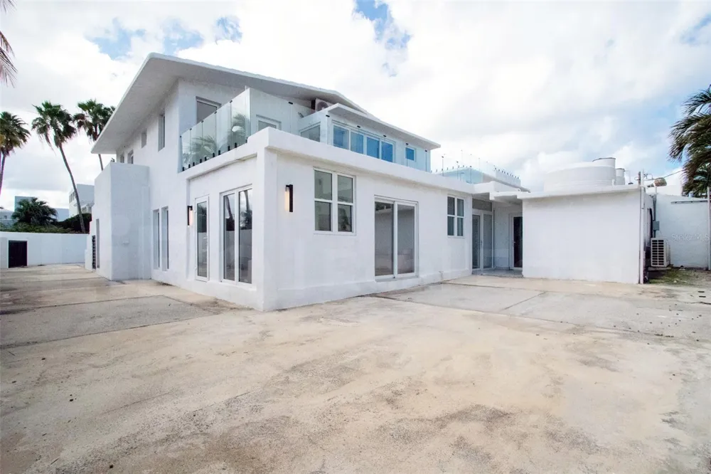 2073 CACIQUE STREET San Juan, PR 00911