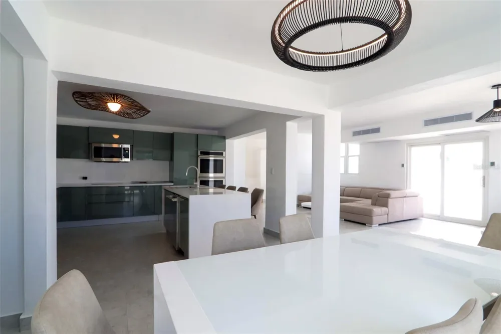 2073 CACIQUE STREET San Juan, PR 00911