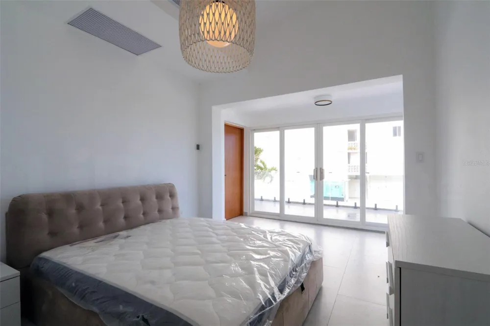 2073 CACIQUE STREET San Juan, PR 00911