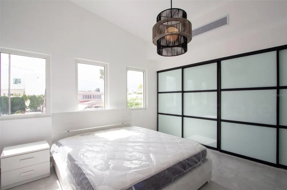 2073 CACIQUE STREET San Juan, PR 00911
