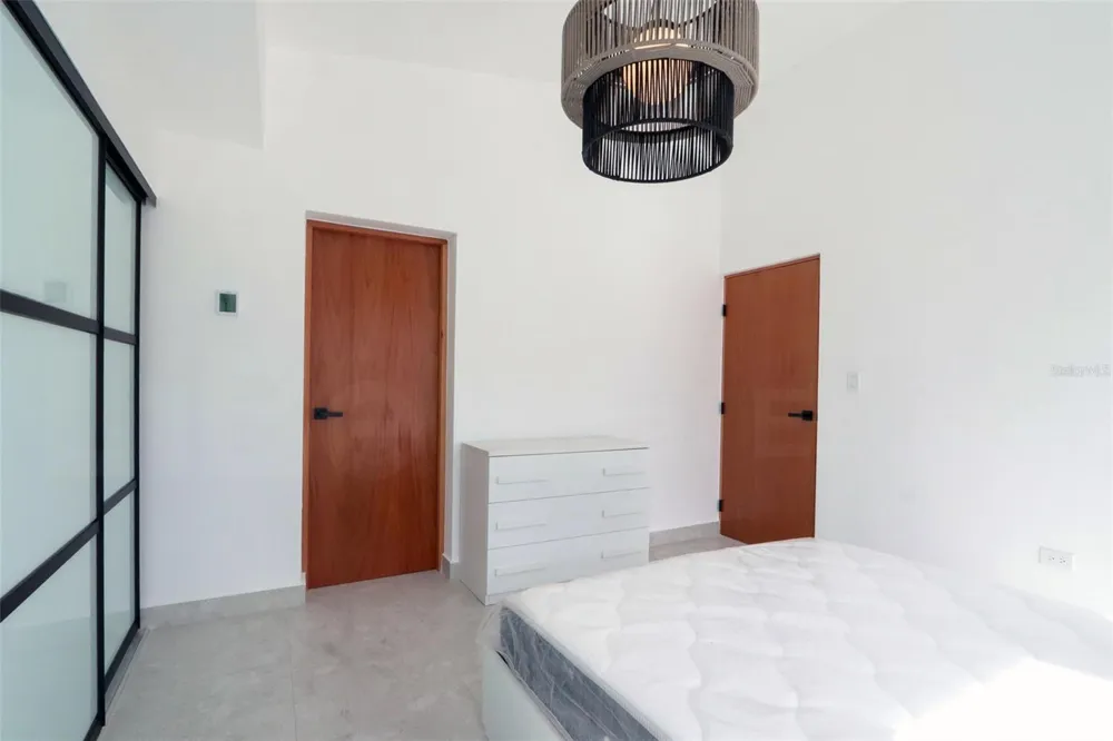 2073 CACIQUE STREET San Juan, PR 00911