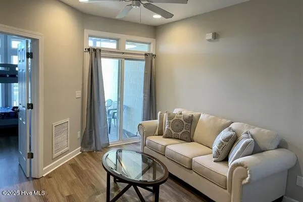 104 Summer Winds Place #104 Surf City, NC 28445
