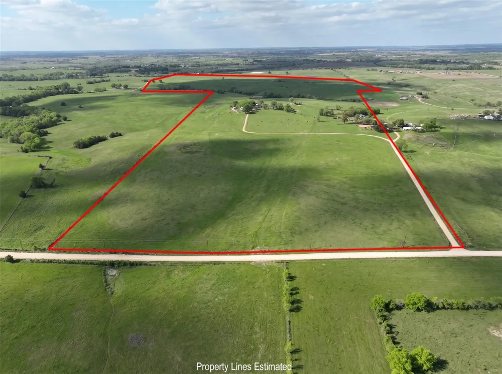 6921 Schulz Lane Bleiblerville, TX 78931
