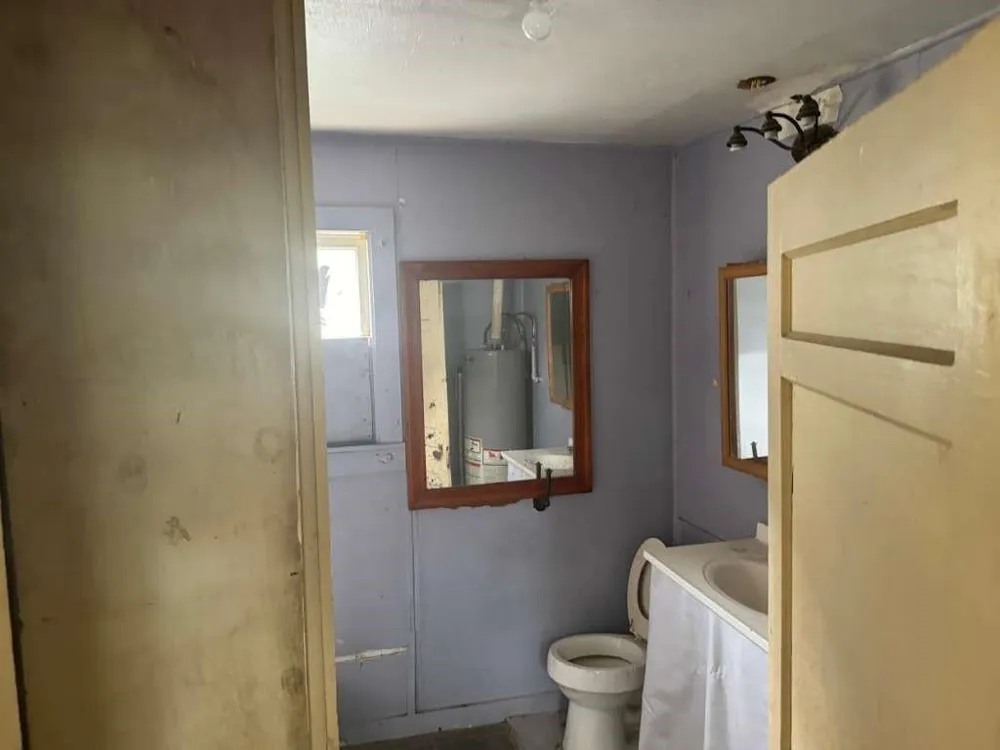 712 Park Street Sinton, TX 78387