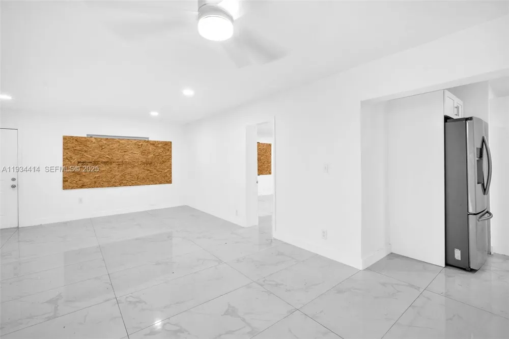 265 NW 135th North Miami, FL 33168